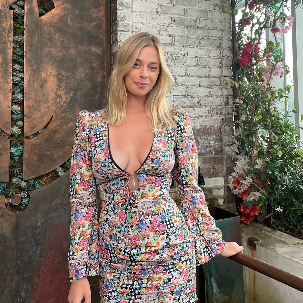 Meet your Posher, Julia